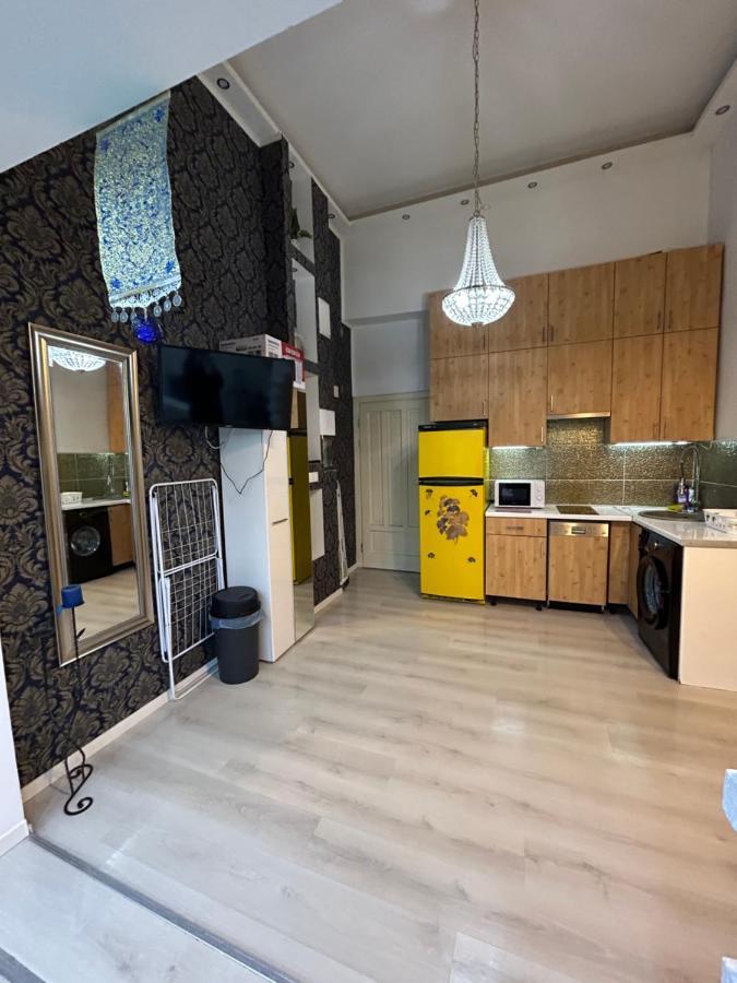 Roland Downtown - Akacfa Apartment Budapest